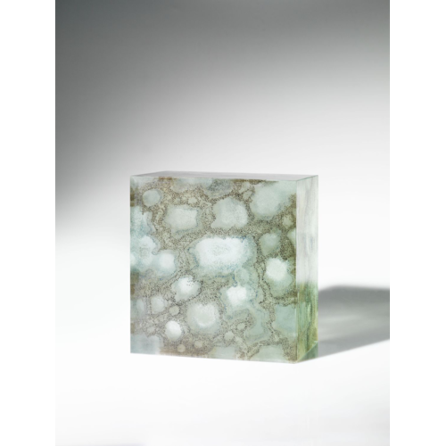 GLASS CUBE